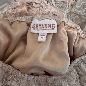 Shyanne Off the shoulder lace dress